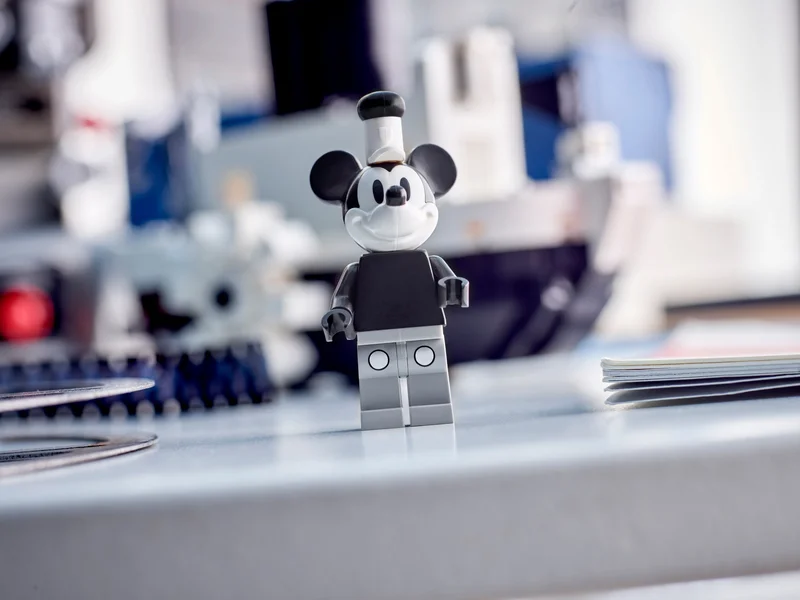 Mini Steamboat Willie - View 6