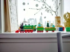Winter Holiday Train - View 5