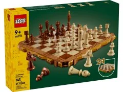 Traditional Chess Set - View 2