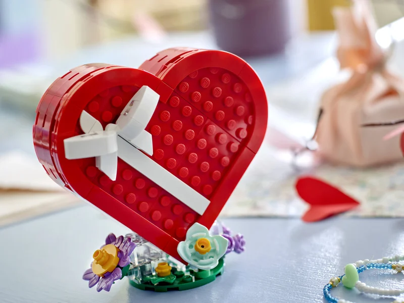 Celebration Series: Valentine's Day Box - View 4