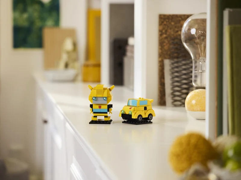 Bumblebee Robot & Vehicle - View 4