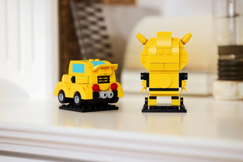 Bumblebee Robot & Vehicle - View 5