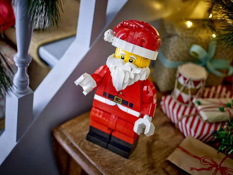 Up-Scaled Santa Minifigure - View 3