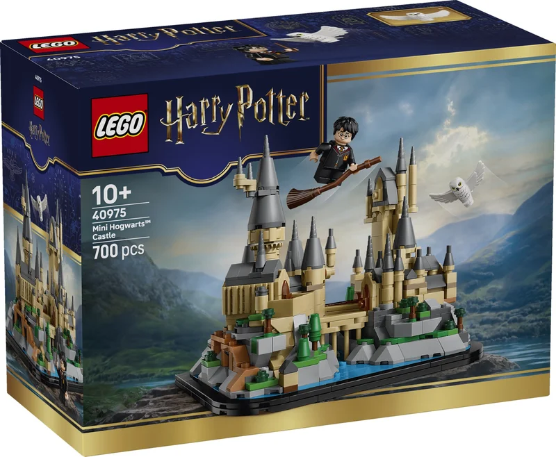 Mini Hogwarts Castle - View 2