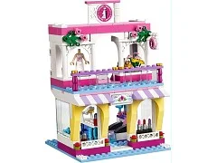 Heartlake Shopping Mall - View 3