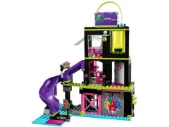 Lena Luthor Kryptomite Factory - View 4