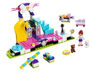 LEGO 41300-1 Puppy Championship — 200 pieces, released 2017