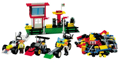 The Race of the Year - LEGO Set 4176-1 - 2001