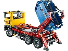 Container Truck - View 4