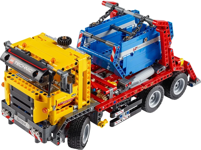 Container Truck - View 7