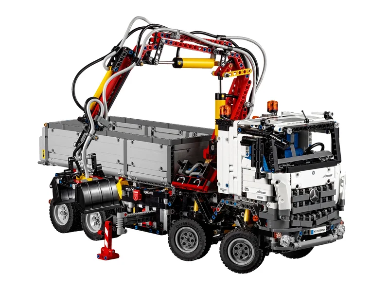 Mercedes-Benz Arocs 3245 - LEGO Set 42043-1 - 2015