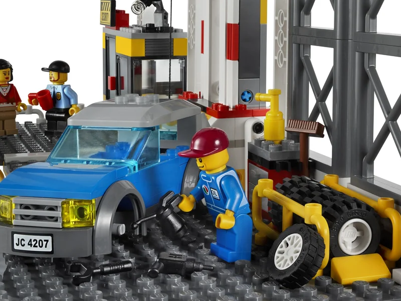 City Garage - View 8
