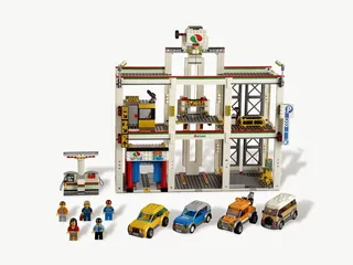 LEGO 4207-1 City Garage — 938 pieces, released 2012