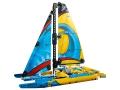 Racing Yacht - View 5