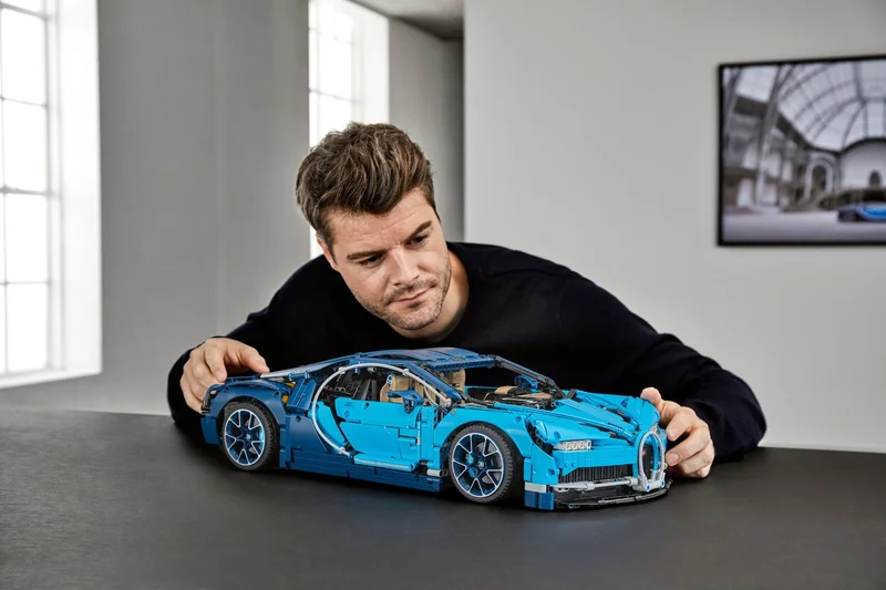 Bugatti Chiron - View 8