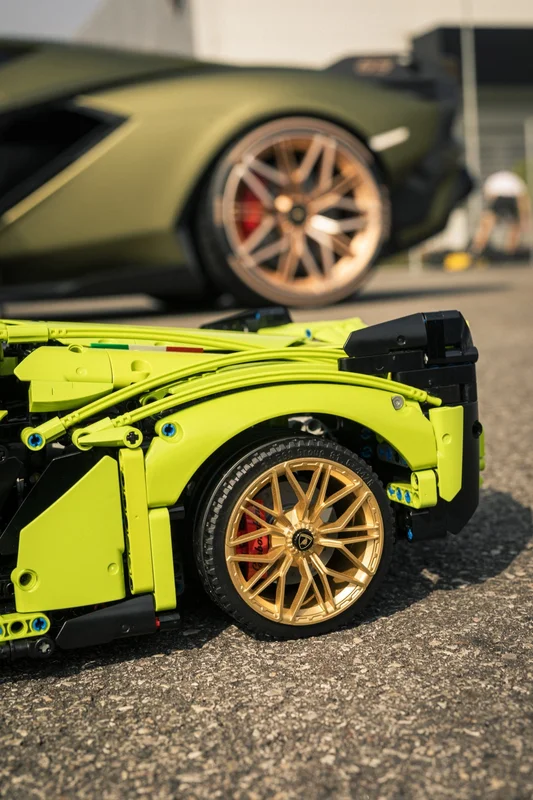 Lamborghini Sián FKP 37 - View 5