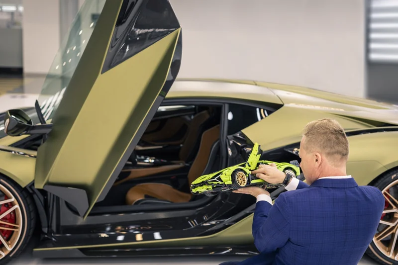 Lamborghini Sián FKP 37 - View 7