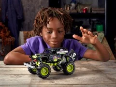 Monster Jam Grave Digger - View 3