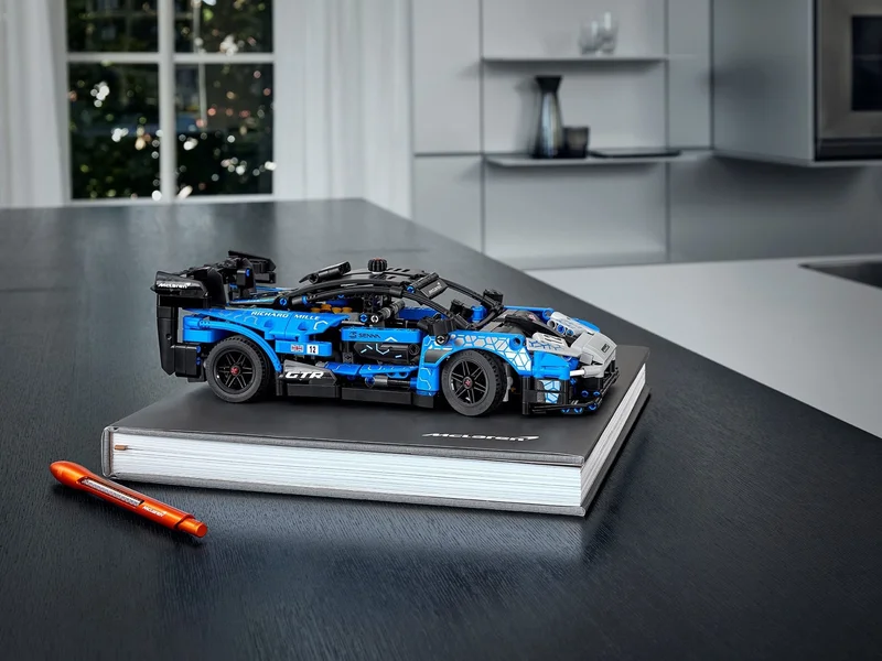 McLaren Senna GTR - View 7