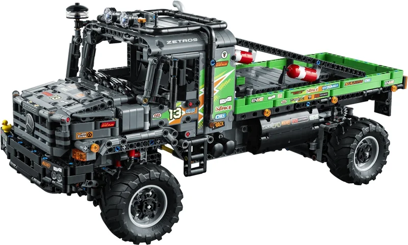 4x4 Mercedes-Benz Zetros Trial Truck - View 2
