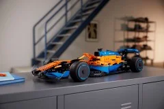 McLaren Formula 1 Team 2022 (First Edition) - View 8