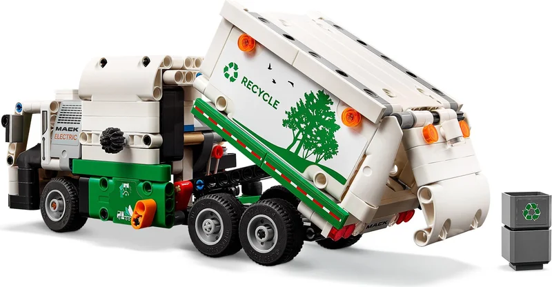 Mack LR Electric Garbage Truck - View 5
