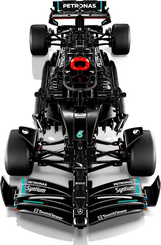 Mercedes-AMG F1 W14 E Performance - View 3