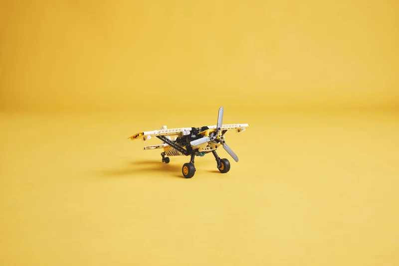 Bush Plane - View 6