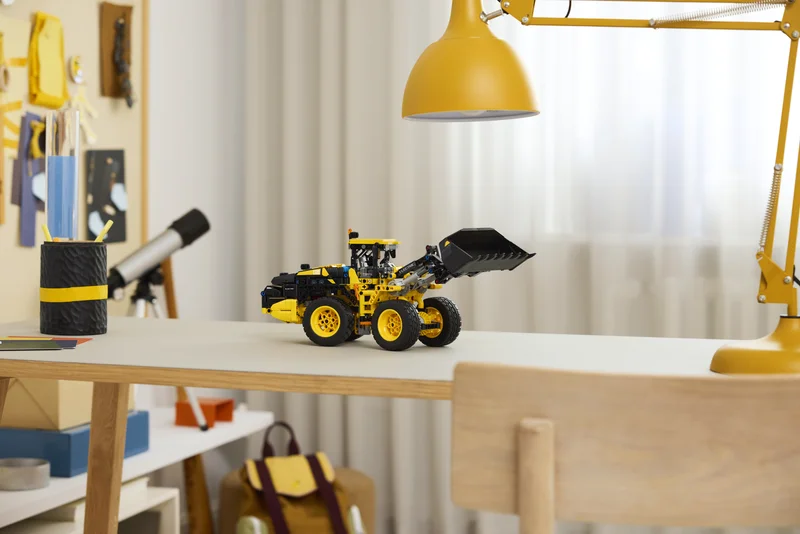 Volvo L120 Electric Wheel Loader - View 8
