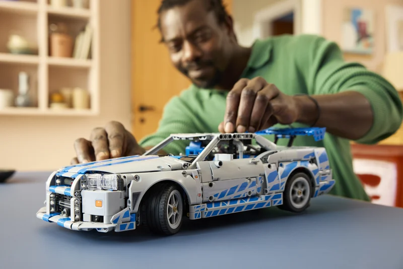 2 Fast 2 Furious Nissan Skyline GT-R (R34) Car - View 6
