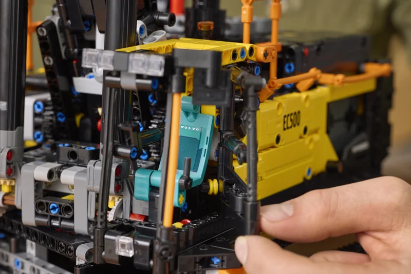 Volvo EC500 Hybrid Excavator - View 7
