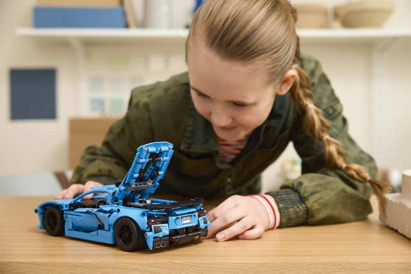 Chevrolet Corvette Stingray Blue - View 8