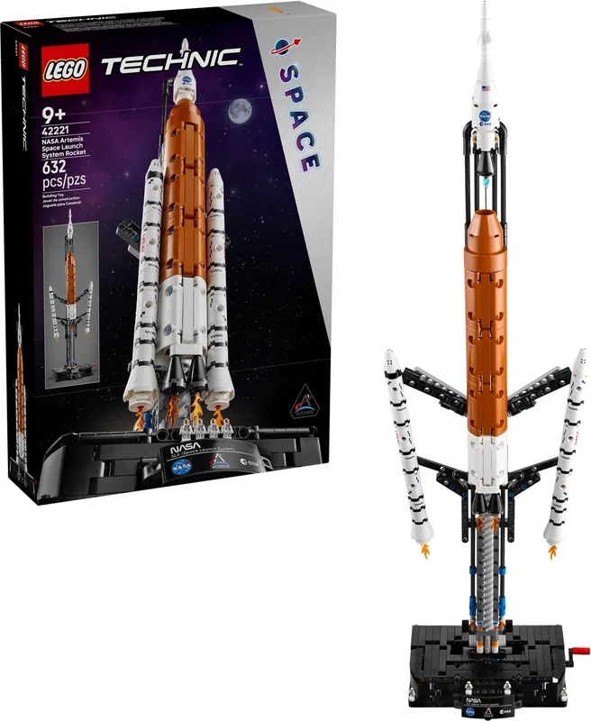 NASA Artemis Space Launch System Rocket - View 3