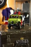 Mercedes-Benz Unimog U 5023 with Crane - View 7