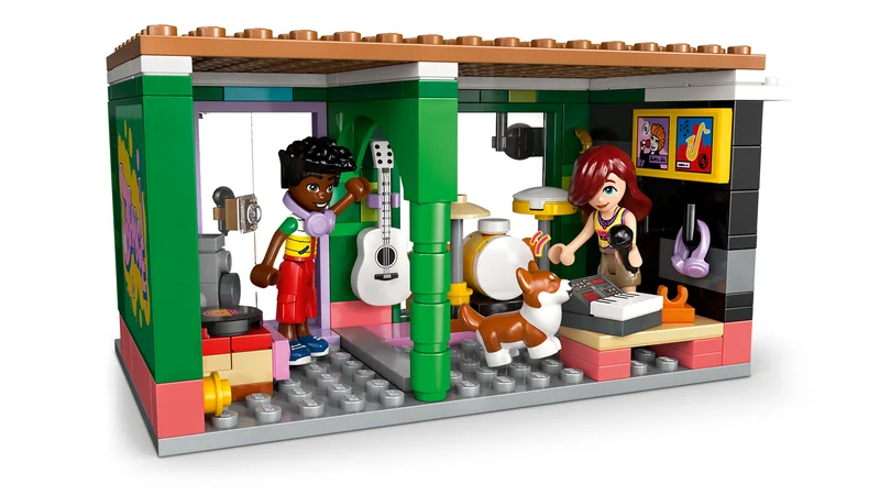 Music Store & Apartment - View 5