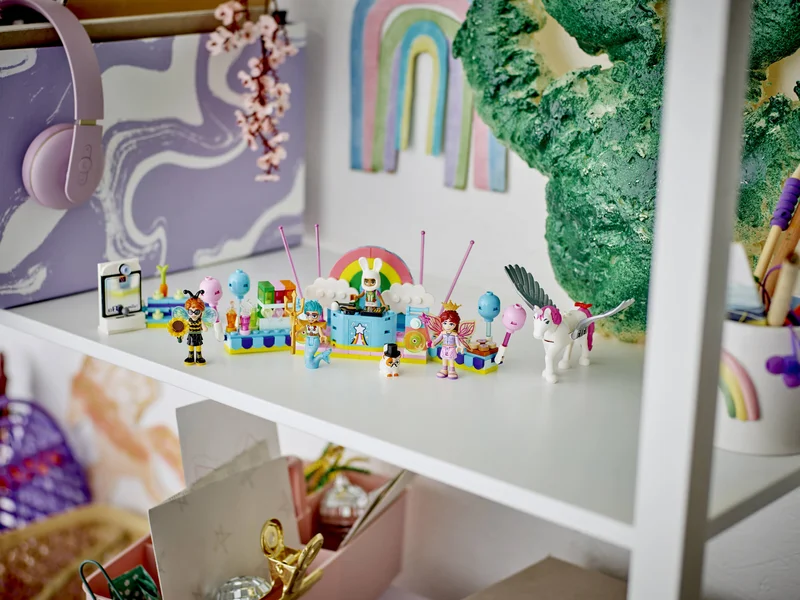 Costume Party with Unicorn & Fairy - View 7