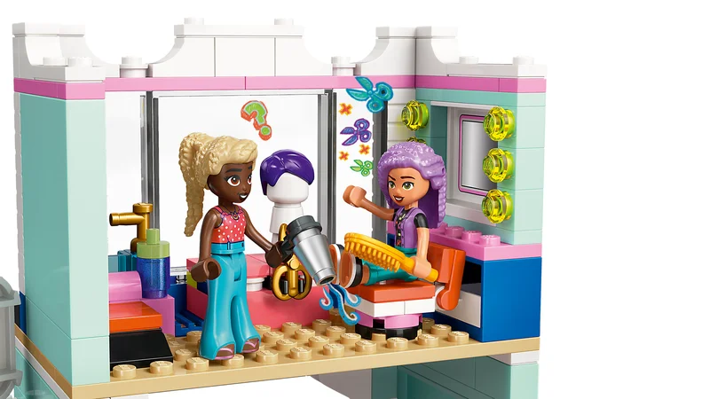 Hair Salon and Accessories Store - View 5