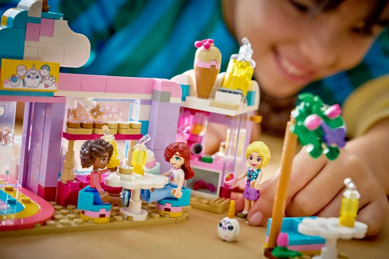 Unicorn Dream Café - View 5