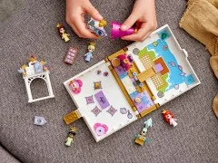 Ariel, Belle, Cinderella and Tiana's Storybook Adventures - View 5
