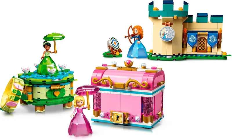Aurora, Merida and Tiana's Enchanted Creations - View 3