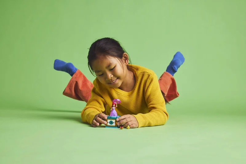 Twirling Ariel - View 5