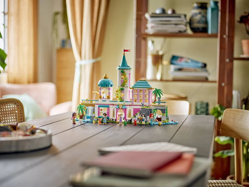 Princess Castle & Royal Pets - View 7