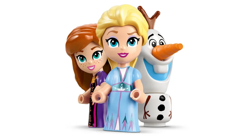 Mini Arendelle Castle & Elsa's Ice Palace - View 4