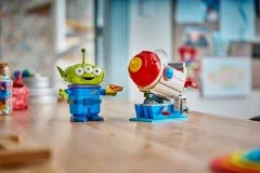Alien with Pizza Planet Rocket Ride - View 8