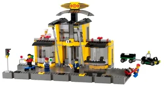 LEGO 4513-1 Grand Central Station — 351 pieces, Town theme