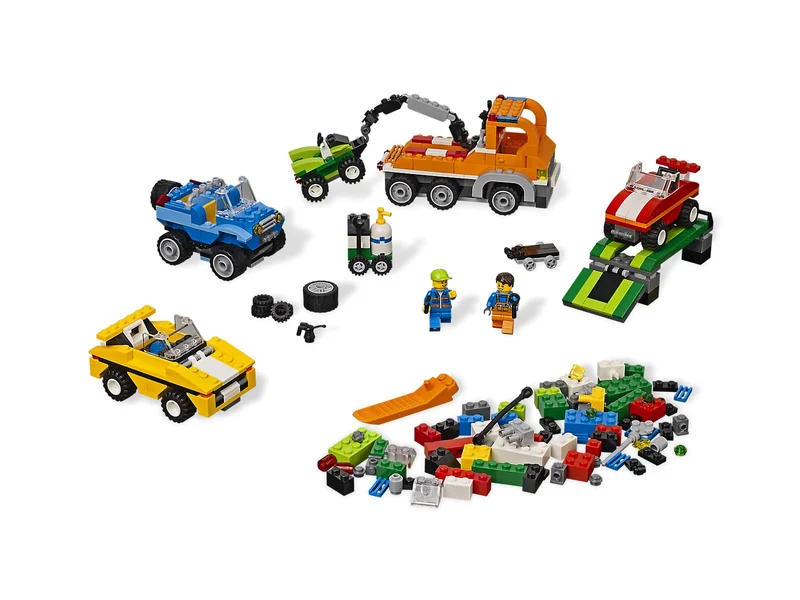 LEGO 4635-1 Fun with Vehicles — 530 pieces, Make & Create theme