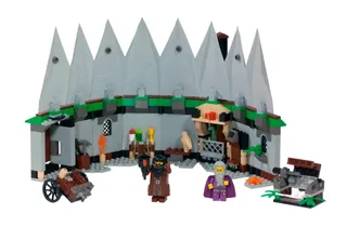 LEGO 4707-1 Hagrid's Hut — 298 pieces, released 2001