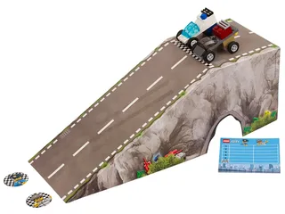 LEGO 5004404-1 Police Chase — 40 pieces, released 2016