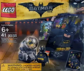 LEGO 5004930-1 Accessory Pack — 39 pieces, Batman theme