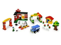 Build & Play - View 2